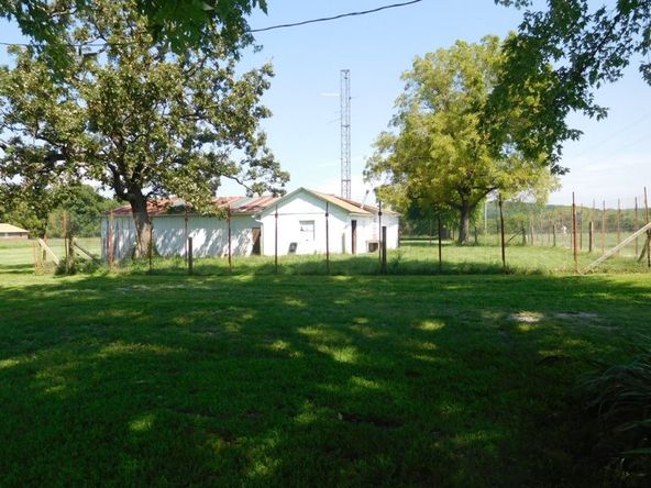 239 Route CC, Greenfield, MO 65661